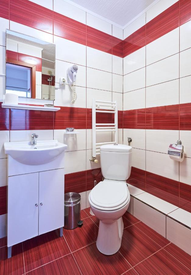 Pension Mora Cluj-Napoca Esterno foto