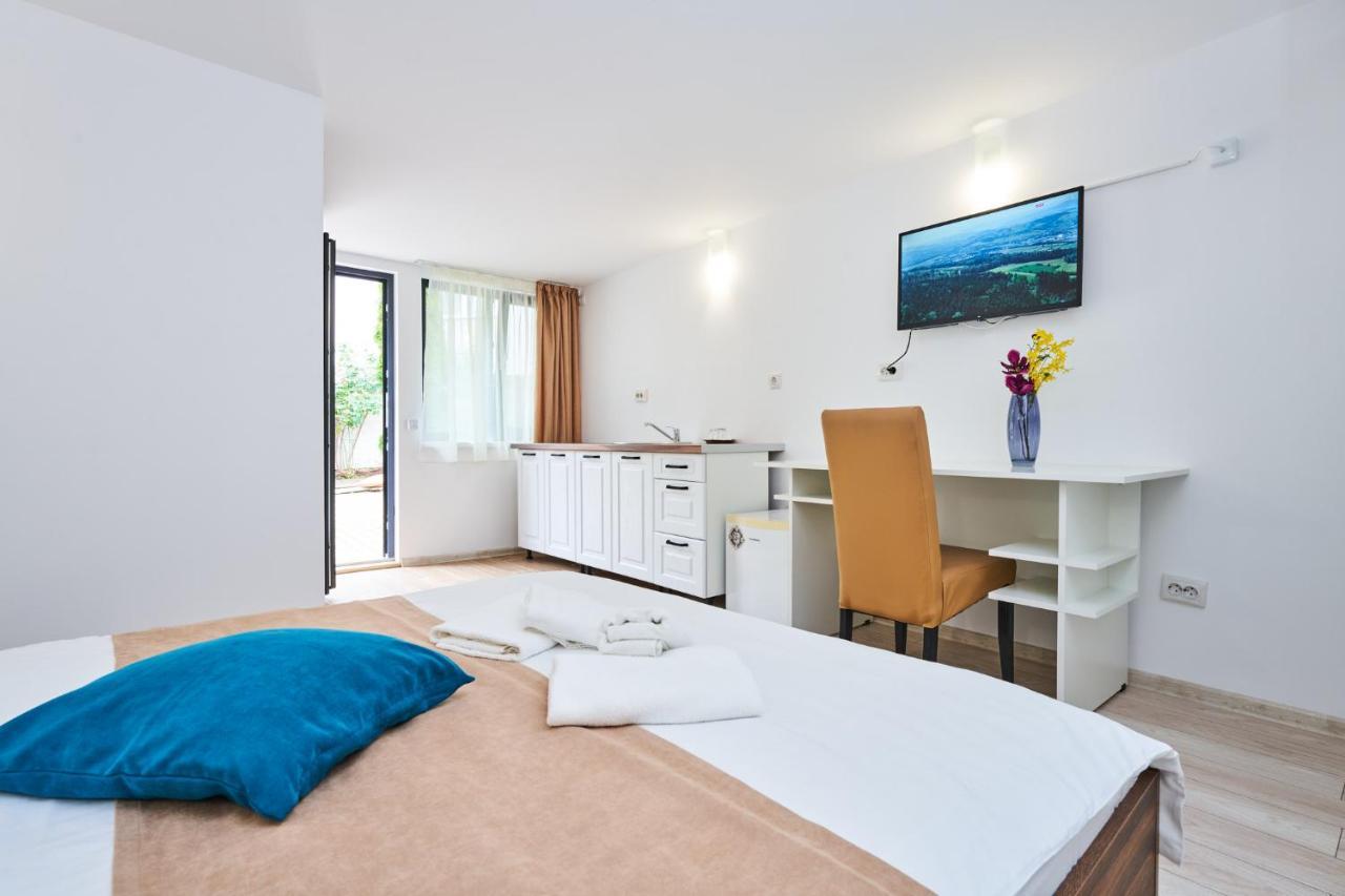 Pension Mora Cluj-Napoca Esterno foto
