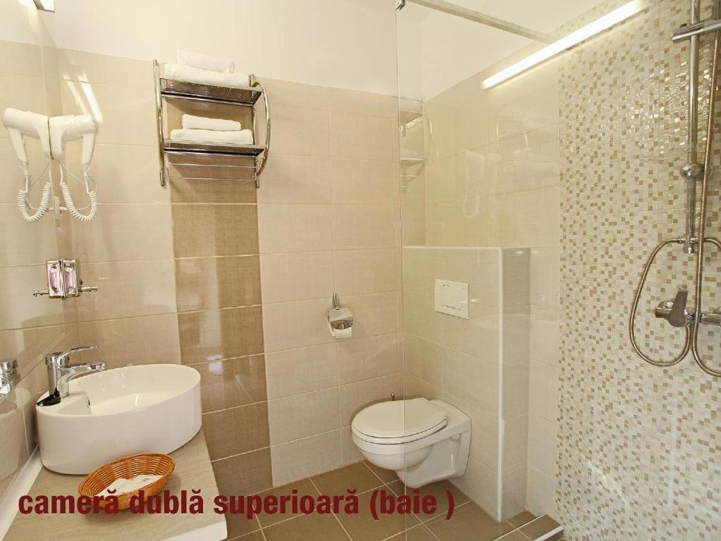 Pension Mora Cluj-Napoca Esterno foto
