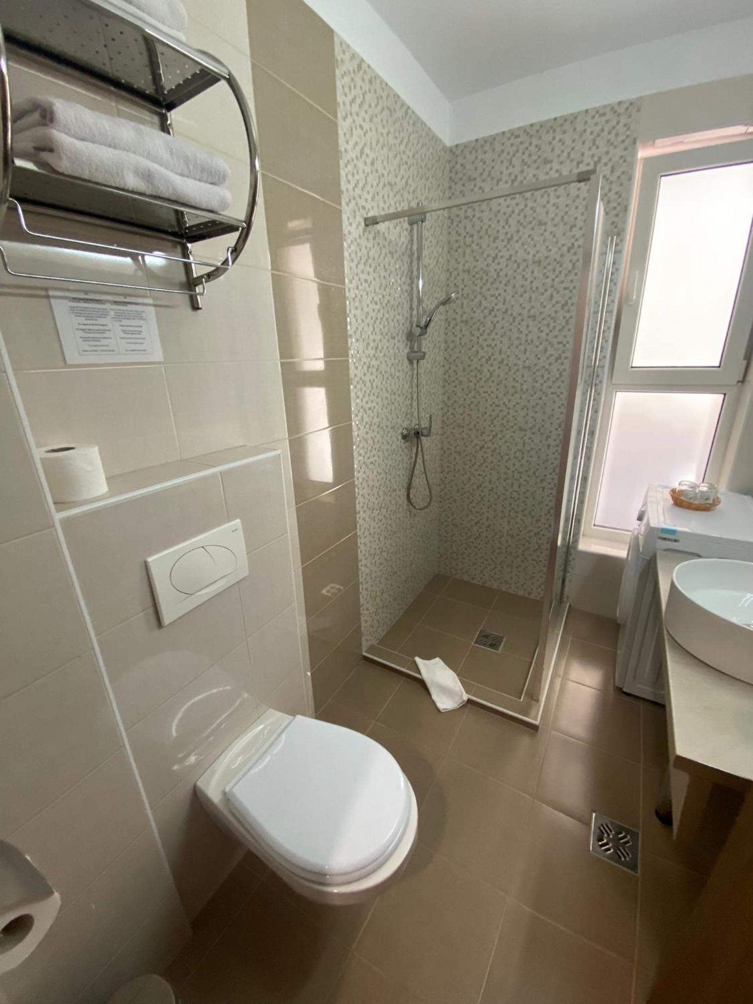 Pension Mora Cluj-Napoca Esterno foto