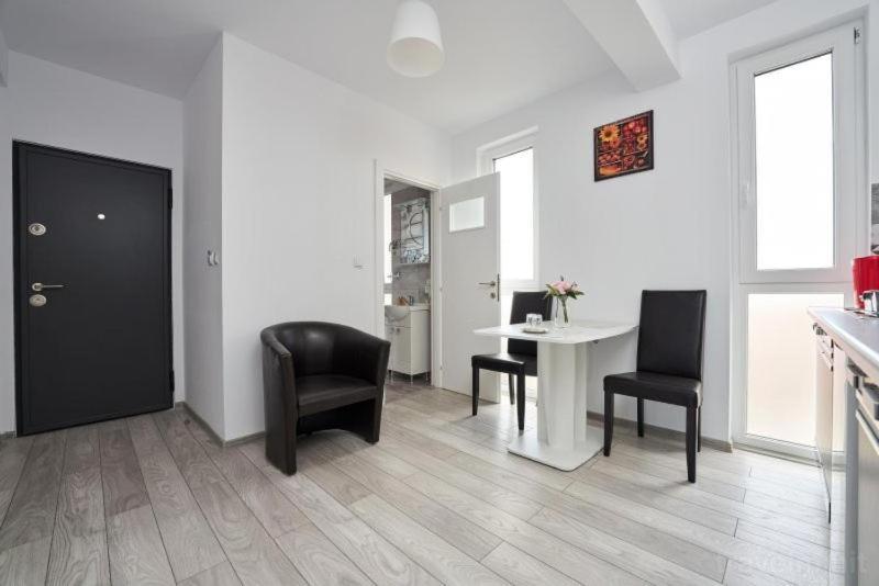 Pension Mora Cluj-Napoca Esterno foto
